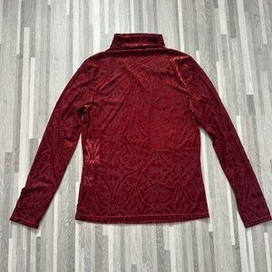 Miduo red velvet high-neck blouse, size L